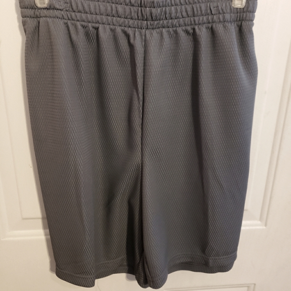 Athletic Works Moisture Wicking Shorts Men's XL (40-42) 8" inseam